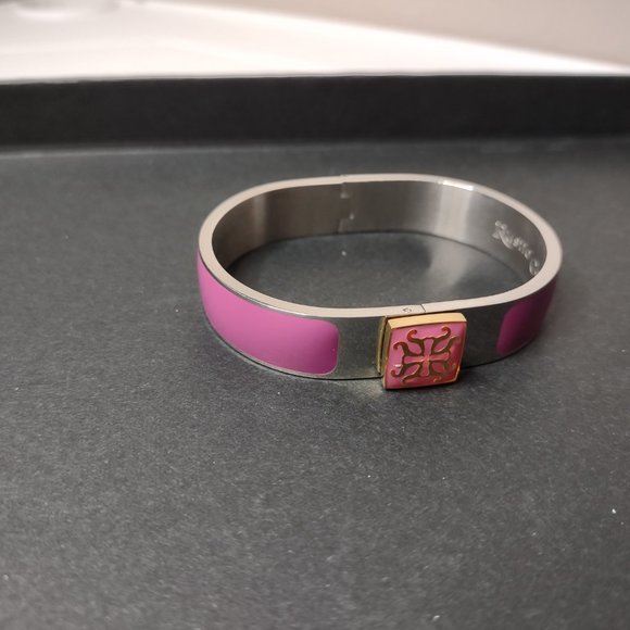 Cute 6.5 Inch Rustic Cuff Hinged Bangle - Picture 7 of 10